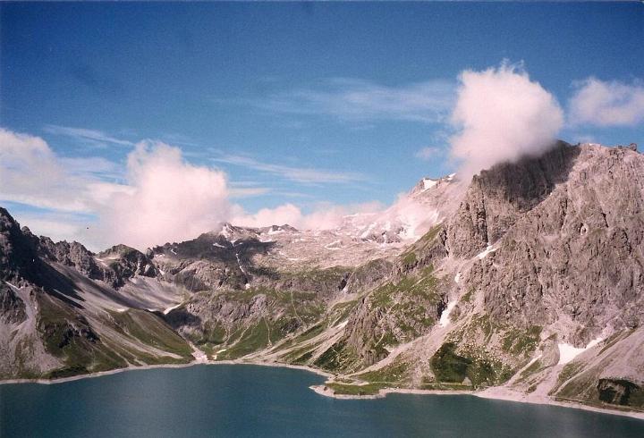 br99_saulajoch_09.jpg - Lünersee, with Totalp and Gemslücke in the background
