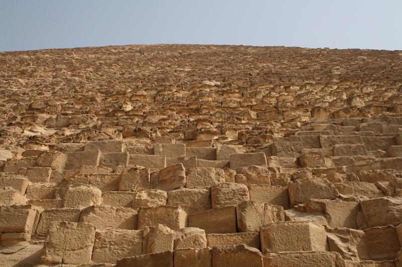 eg07_042709420_j.jpg - Surface of the Great Pyramid of Cheops
