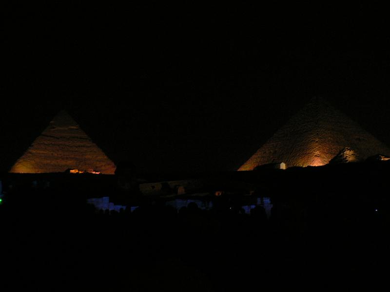 eg07_042722250_j.jpg - Son et lumière at the Pyramids