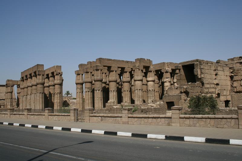 eg07_050515060_j.jpg - Temple of Luxor