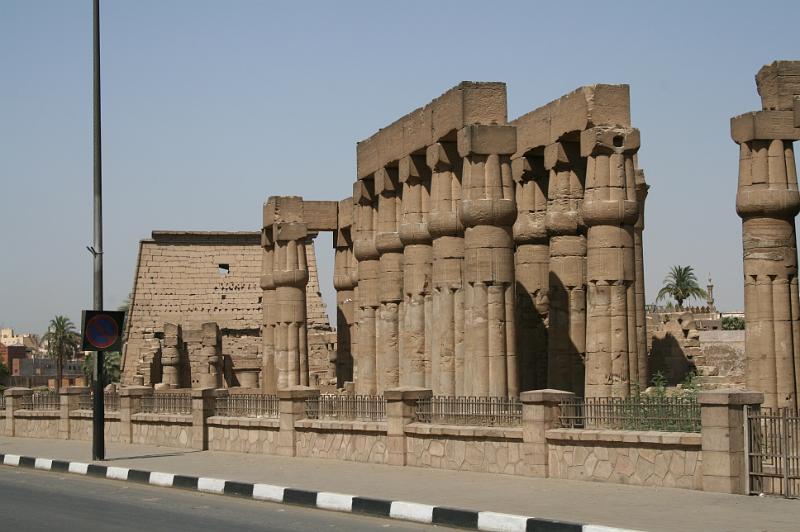 eg07_050515062_j.jpg - Temple of Luxor