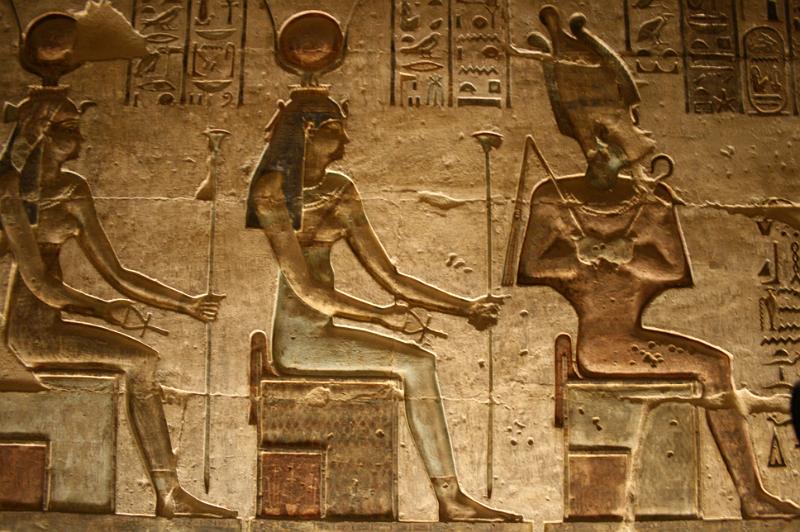 eg07_050407020_j.jpg - Bas-reliefs in the temple of Hathor