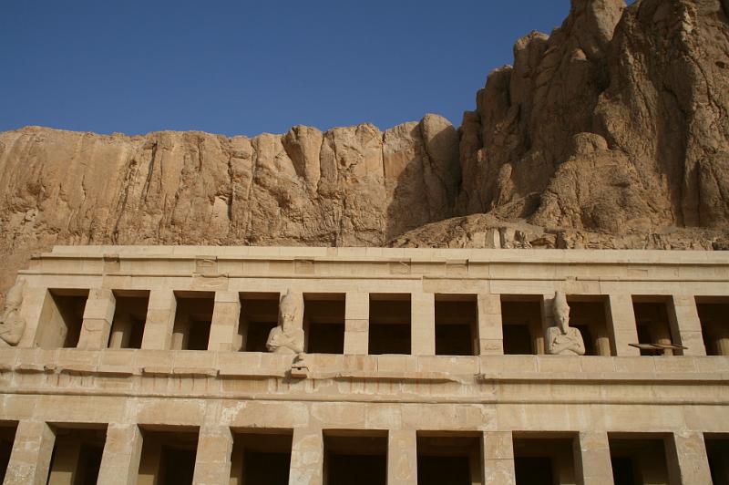 eg07_050407320_j.jpg - The Temple of Hatshepsut