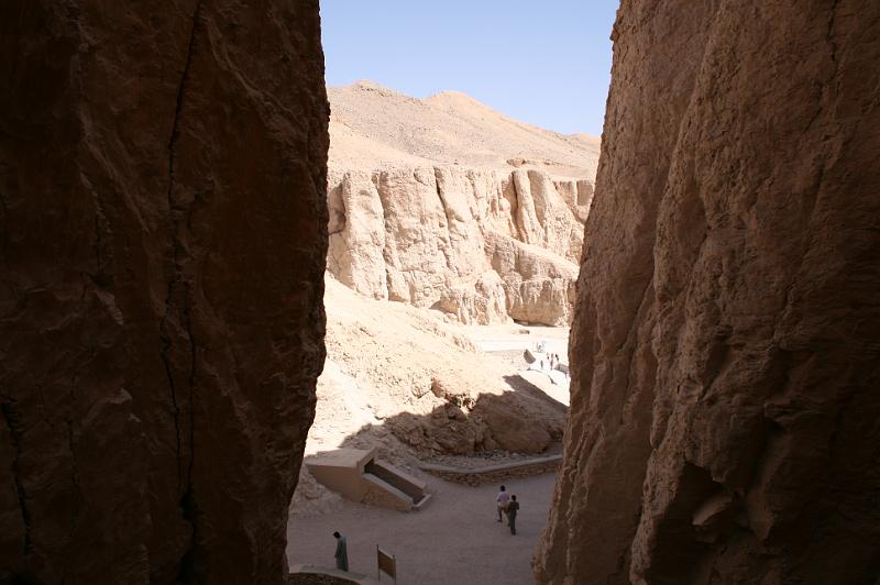 eg07_050409520_j.jpg - The Valley of the Kings seen from the entrance to the tomb of Thutmosis III