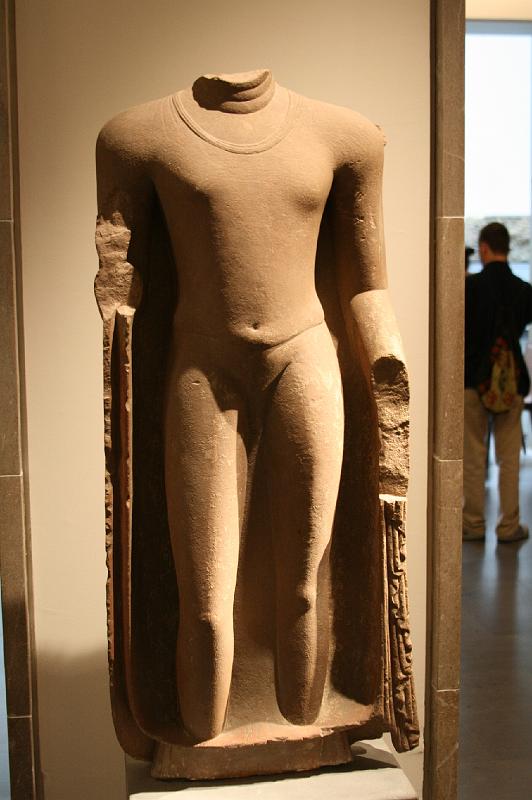 mg07_100112242_j_r.jpg - Buddha, Uttar Pradesh, Sarnath, Gupta period, 3rd 4th of 5th century, sandstone