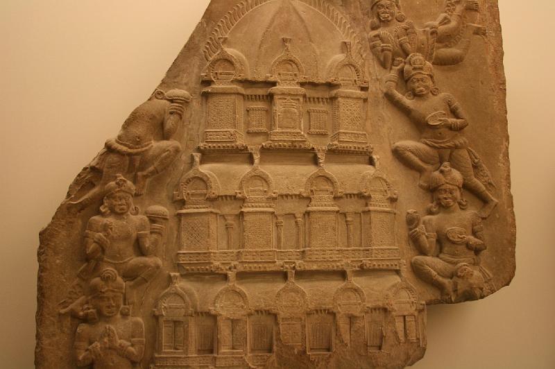 mg07_100112321_j.jpg - Multi-floored sanctuary, Andhra Pradesh, Ghantashala, end 1st beginning 2nd century, stupa covering, marmorean sandstone