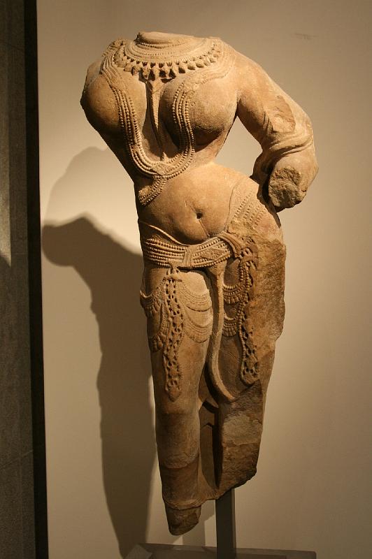 mg07_100112400_j_r.jpg - Female dvinity, Rajasthan, 10th century, sandstone