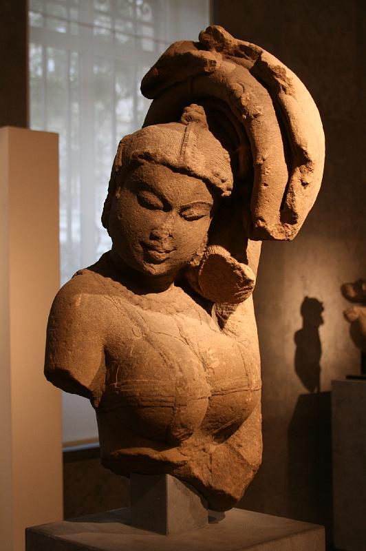 mg07_100112444_j_r.jpg - Female bust with foliage, Madhya Pradesh or Rajasthan, medieval period, 10th-11th century, sandstone