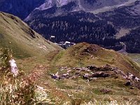 Looking down from the Hätabergerjoch towards the Lindauer-Hütte  sj93 50a037