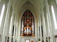 The organ has 5275 pipes!