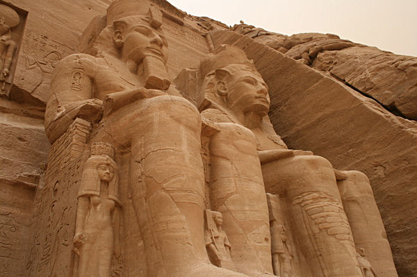 Statues de Ramses II