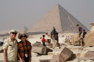 Siv and John and pyramid of Mykerinos