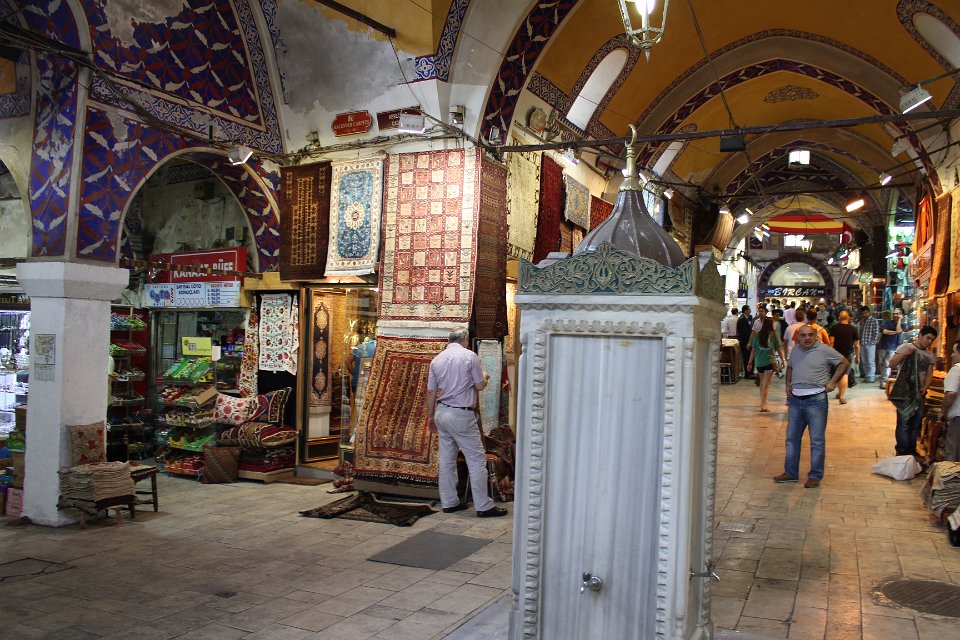 tk12_052611591_j.jpg - Inside the Grand Bazaar, we found the most interesting carpet shop...